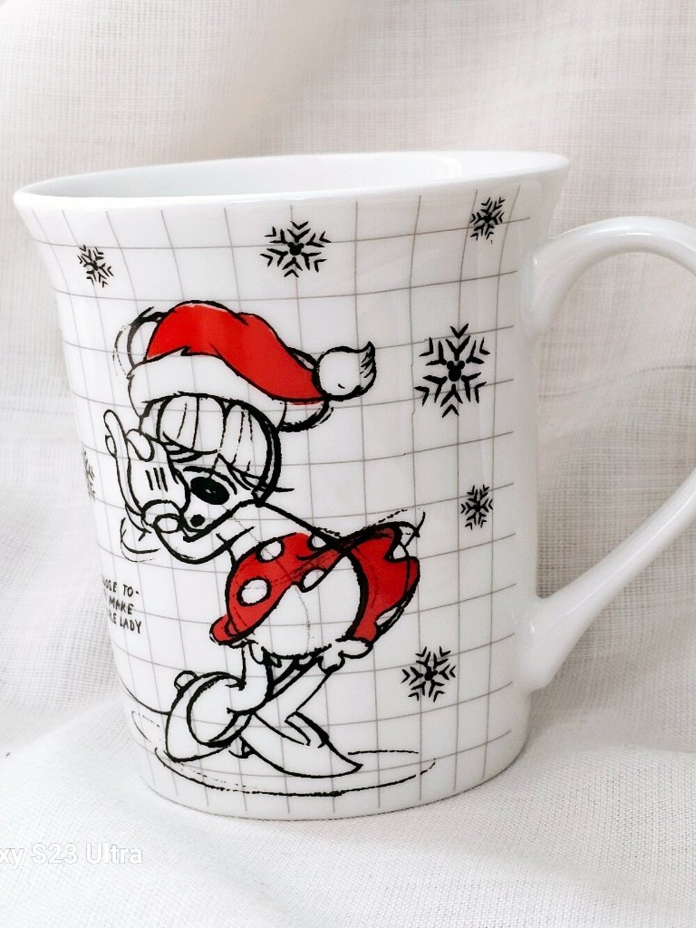 Disney Christmas Santa Minnie Mouse Sketchbook white ceramic mug